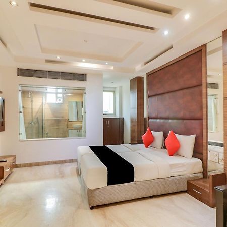 Townhouse 939 Hotel Gagan Inn Near Satyam Inox Patel Nagar New Delhi Buitenkant foto