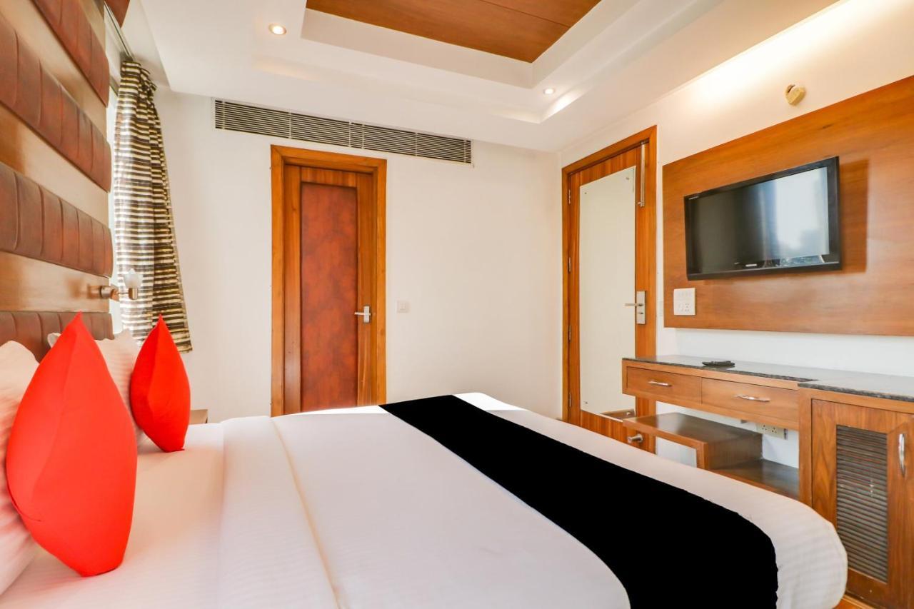 Townhouse 939 Hotel Gagan Inn Near Satyam Inox Patel Nagar New Delhi Buitenkant foto