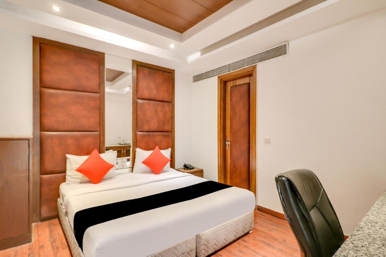 Townhouse 939 Hotel Gagan Inn Near Satyam Inox Patel Nagar New Delhi Buitenkant foto