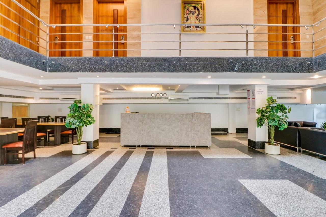Townhouse 939 Hotel Gagan Inn Near Satyam Inox Patel Nagar New Delhi Buitenkant foto
