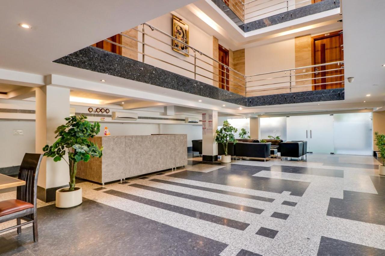 Townhouse 939 Hotel Gagan Inn Near Satyam Inox Patel Nagar New Delhi Buitenkant foto