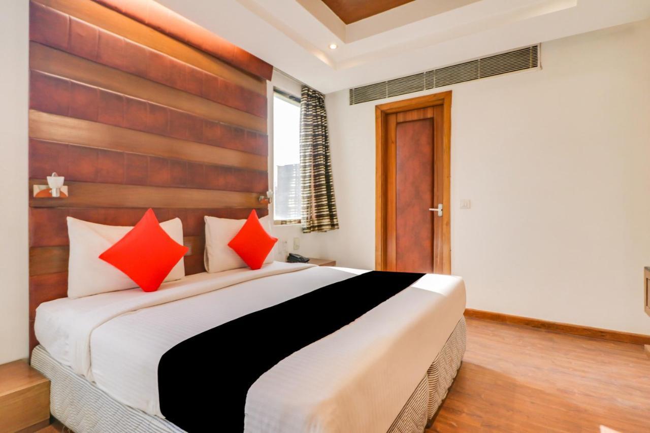 Townhouse 939 Hotel Gagan Inn Near Satyam Inox Patel Nagar New Delhi Buitenkant foto