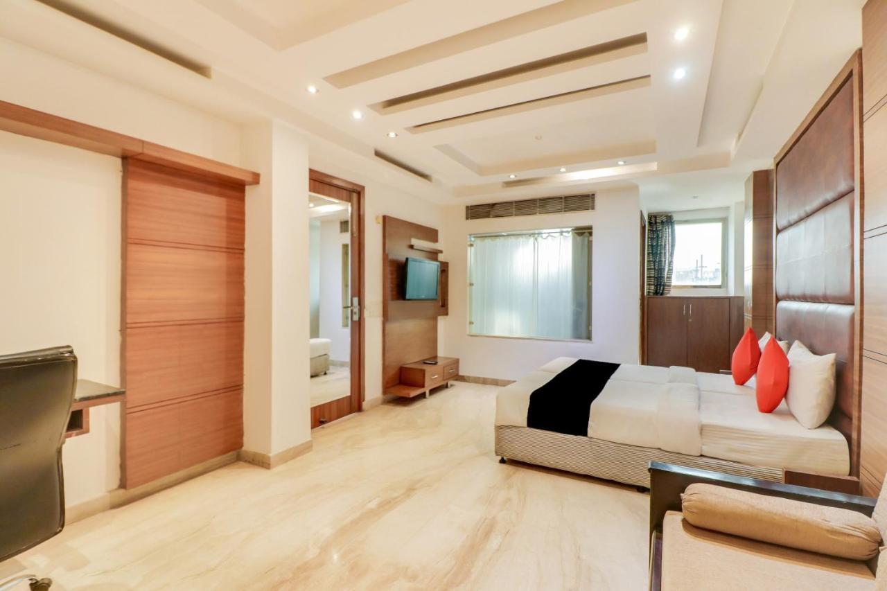 Townhouse 939 Hotel Gagan Inn Near Satyam Inox Patel Nagar New Delhi Buitenkant foto